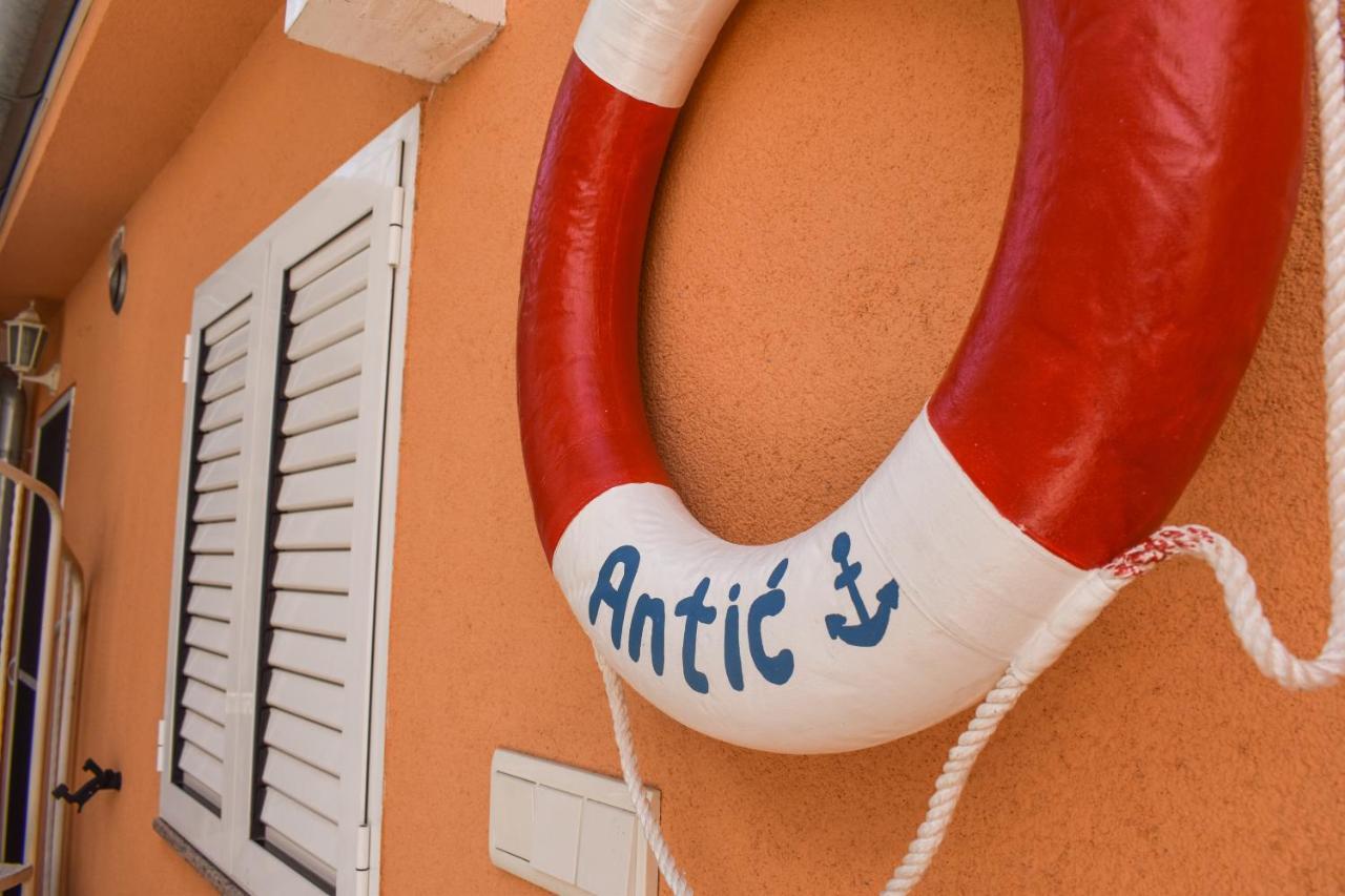 Kuca Za Odmor Antic - Holiday House Antic Нови Винодолски Екстериор снимка