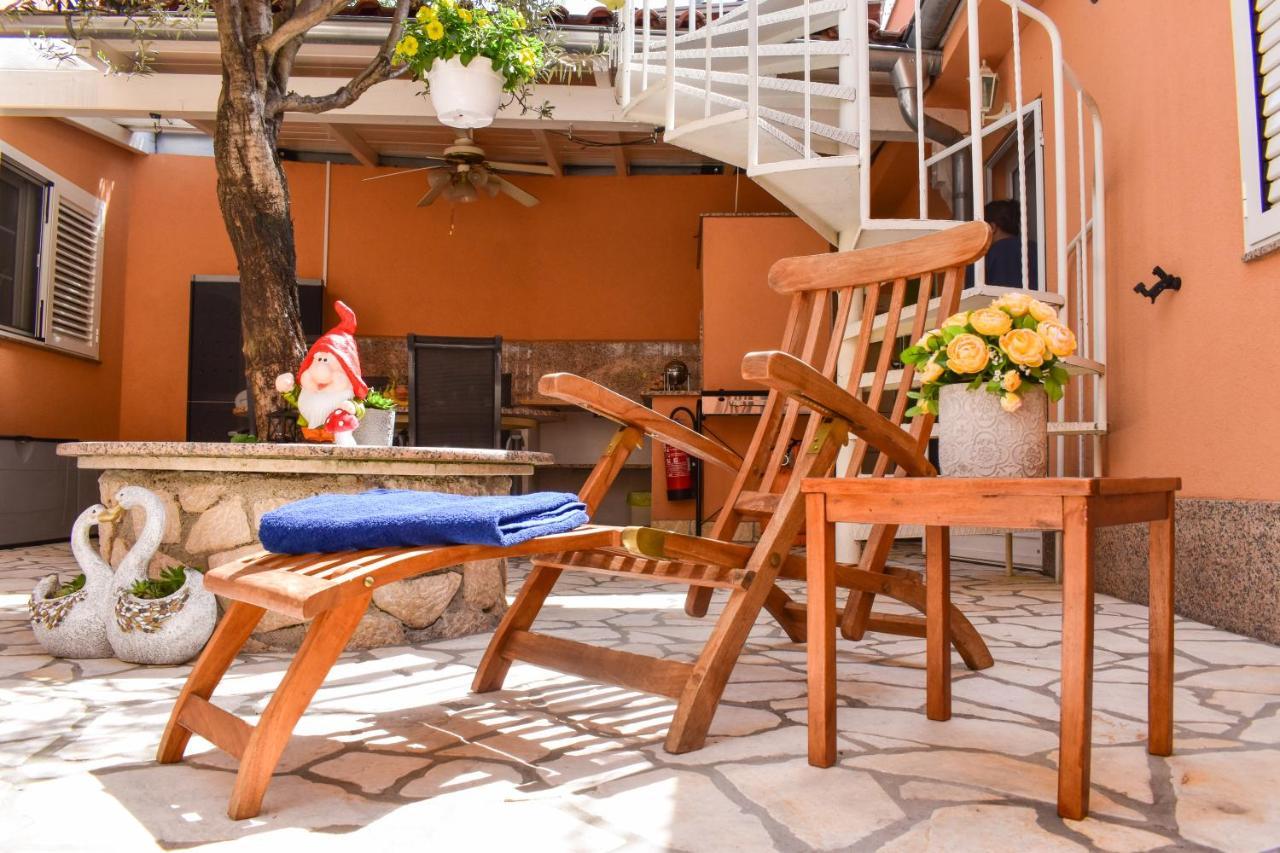 Kuca Za Odmor Antic - Holiday House Antic Нови Винодолски Екстериор снимка